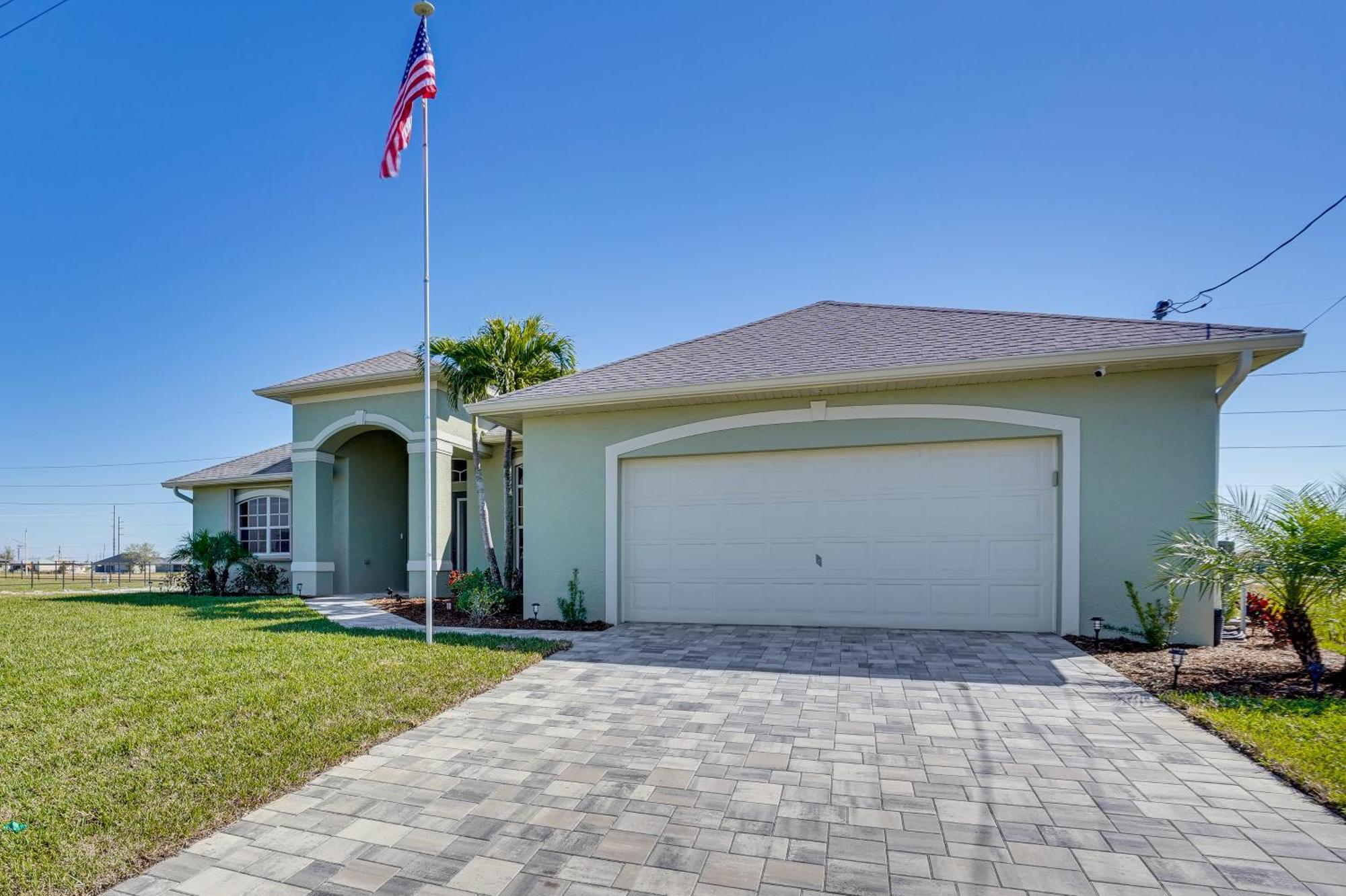 Sun-Kissed Cape Coral House With Private Pool Villa North Fort Myers Exterior photo