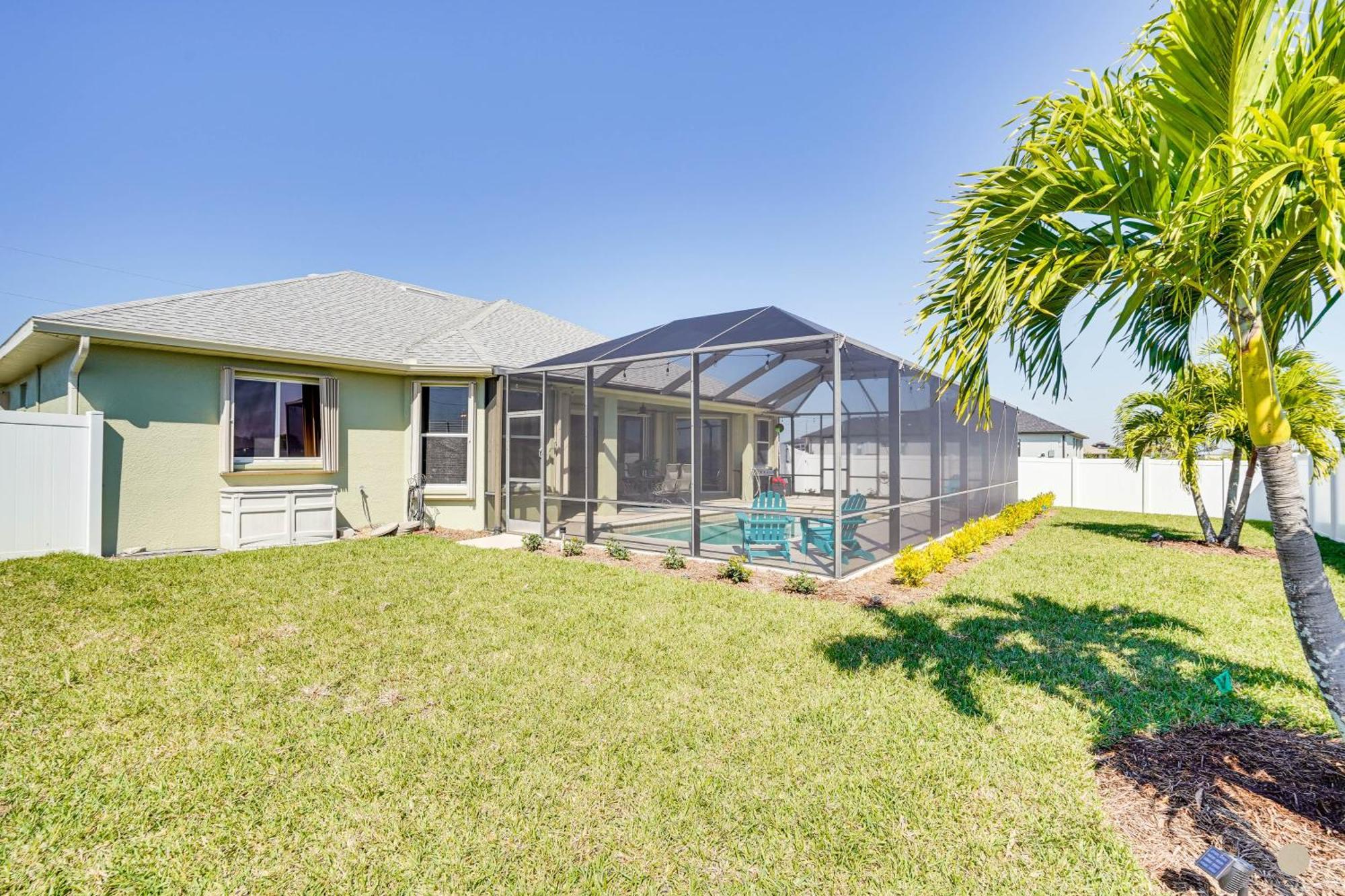 Sun-Kissed Cape Coral House With Private Pool Villa North Fort Myers Exterior photo